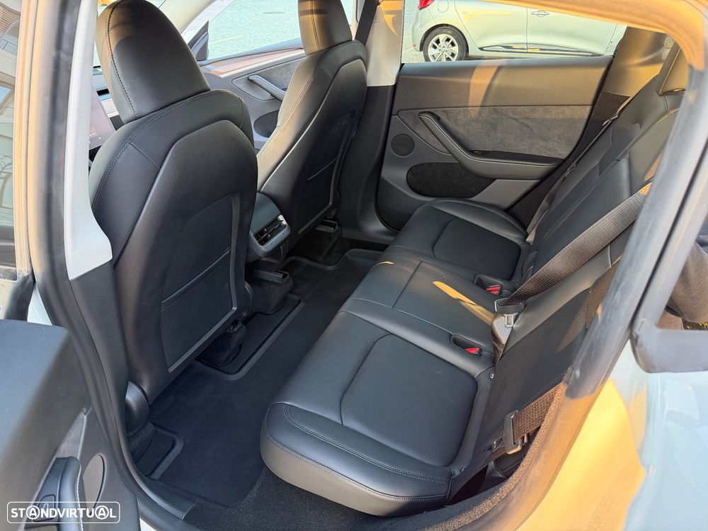 Tesla Model Y Long Range Tração Integral - 15