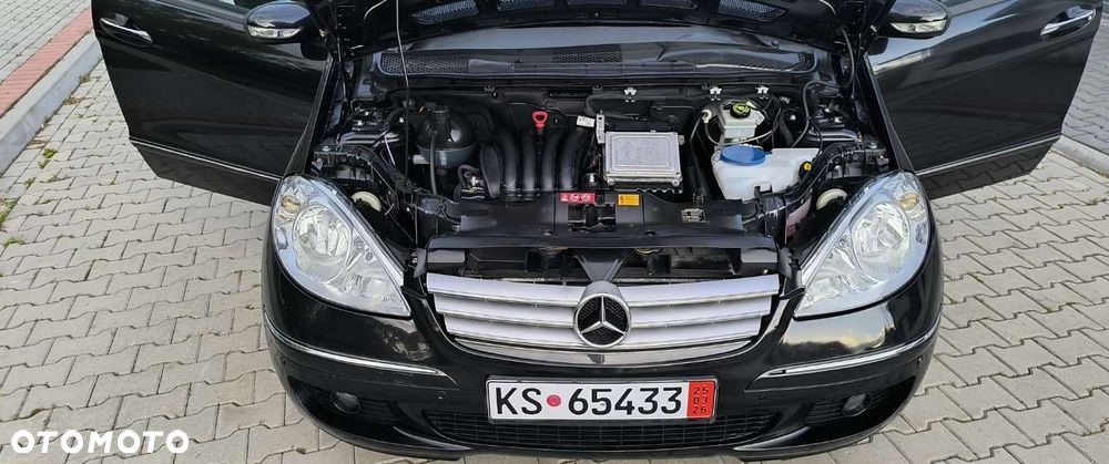 Mercedes-Benz Klasa A 180 Autotronic Avantgarde Special Edition - 19