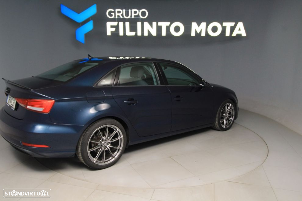 Audi A3 Limousine 1.6 TDI Design - 2
