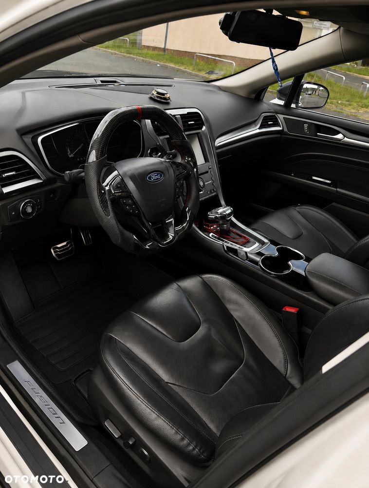 Ford Fusion 2.0 EcoBoost Titanium - 1