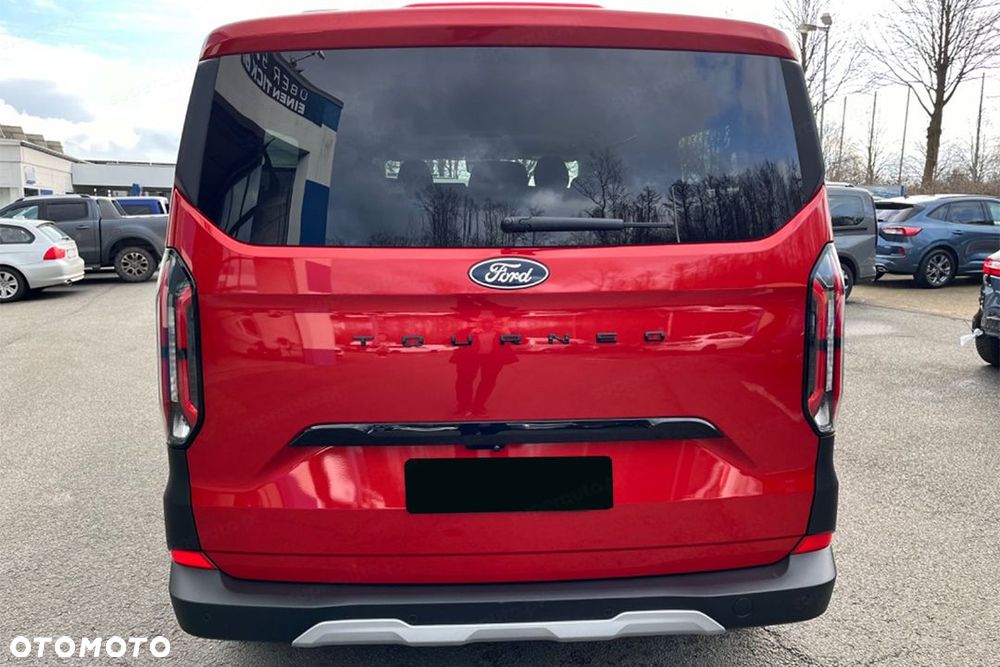 Ford Tourneo Custom - 7