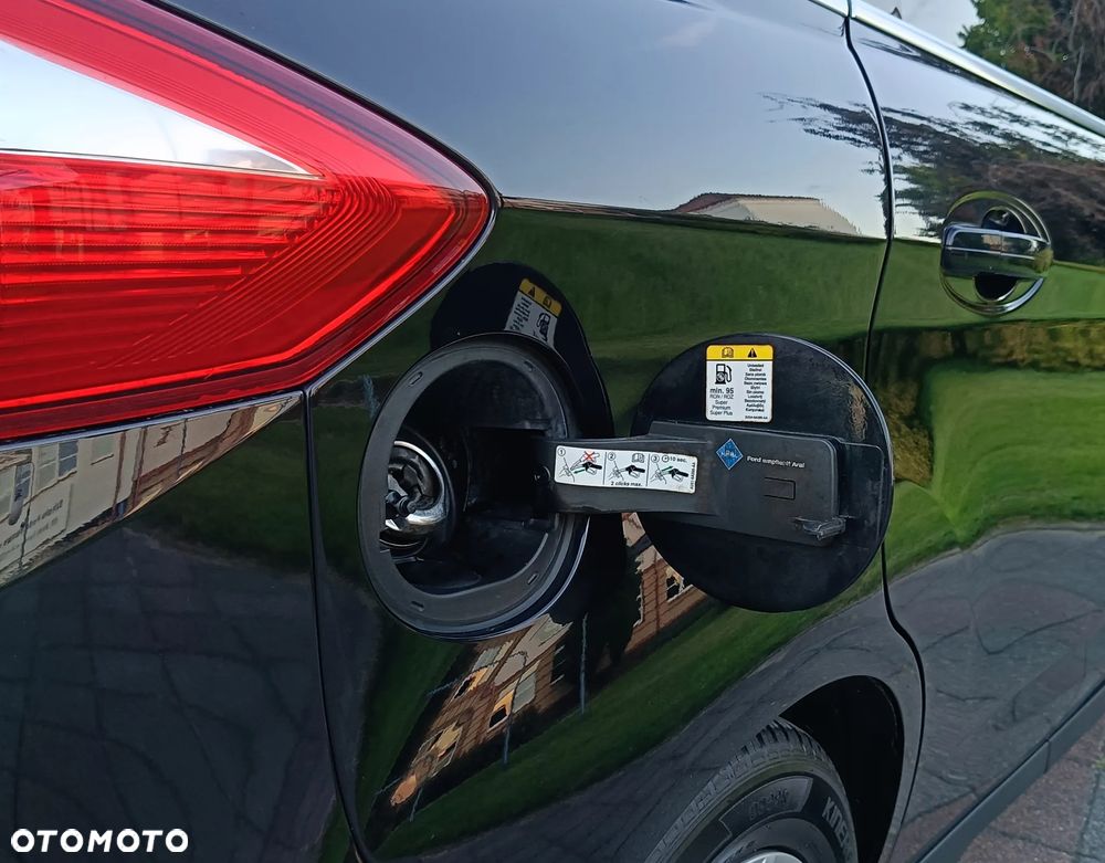 Ford C-MAX 1.6 Ti-VCT Titanium - 37