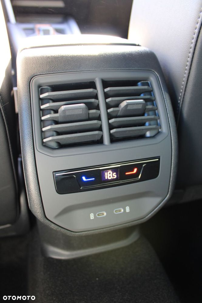 Cupra Formentor 1.5 eTSI mHEV DSG - 24