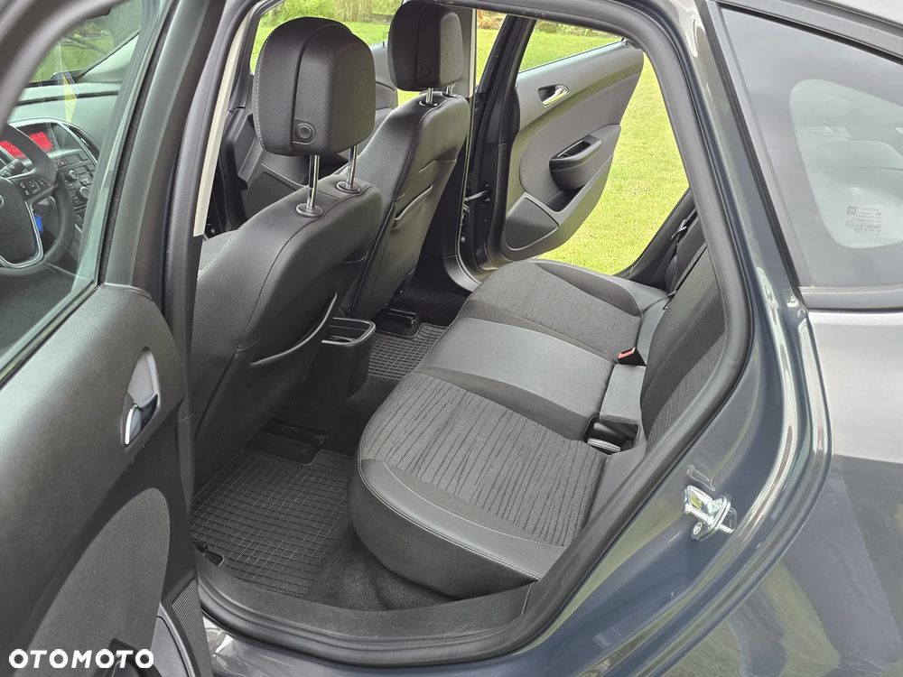 Opel Astra IV 1.4 T Enjoy EU6 - 6