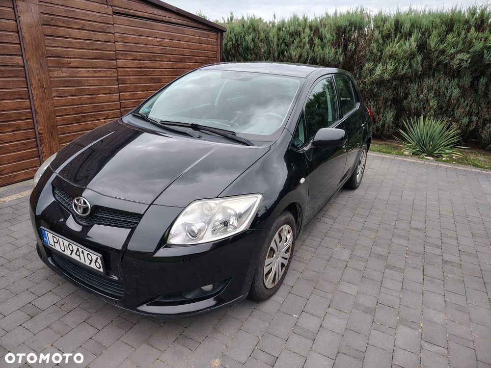 Toyota Auris - 1