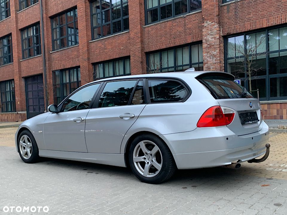 BMW Seria 3 - 11
