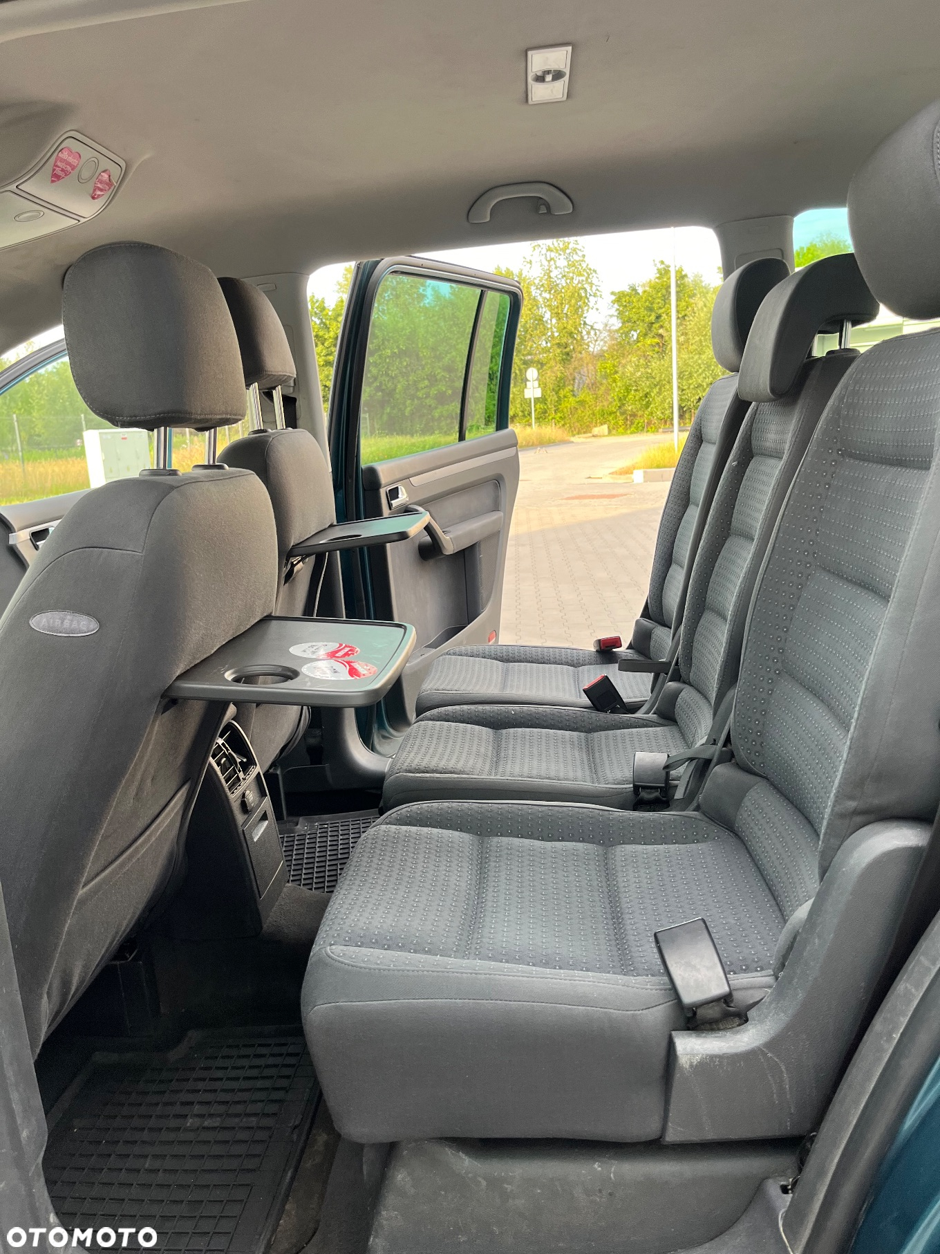 Volkswagen Touran 2.0 TDI Highline - 23