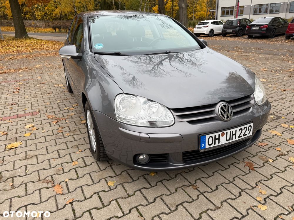 Volkswagen Golf - 8