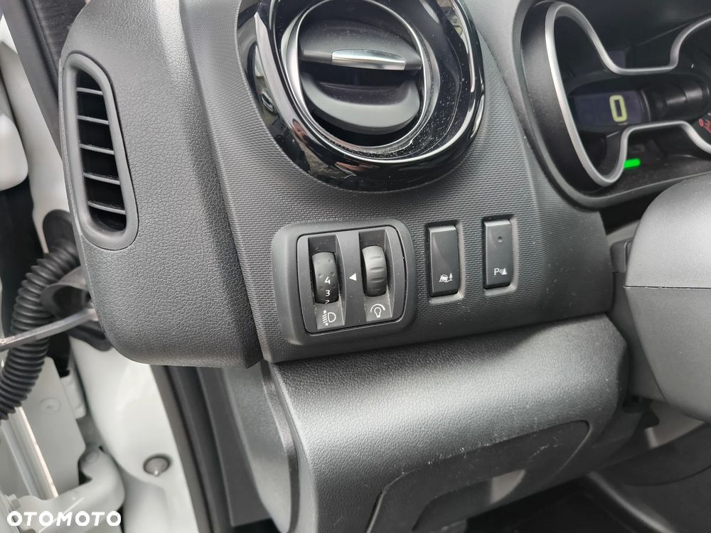 Renault Trafic - 19