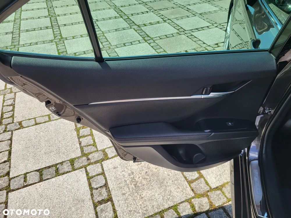 Toyota Camry 2.5 Hybrid Prestige CVT - 12