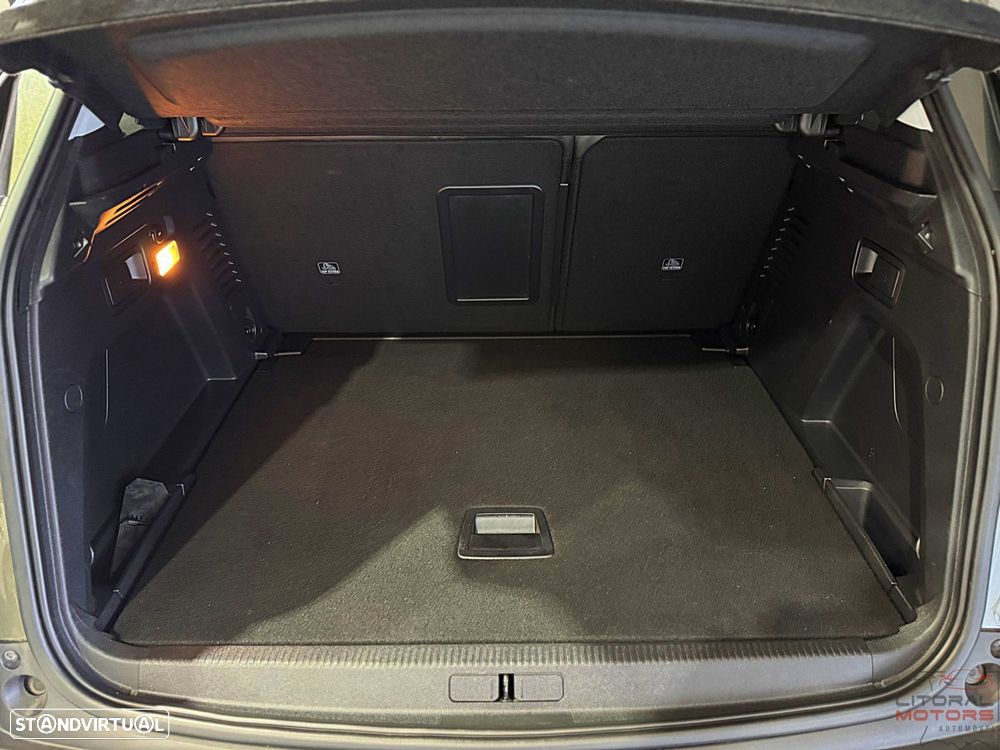 Peugeot 3008 1.2 PureTech Allure Pack EAT8 - 11