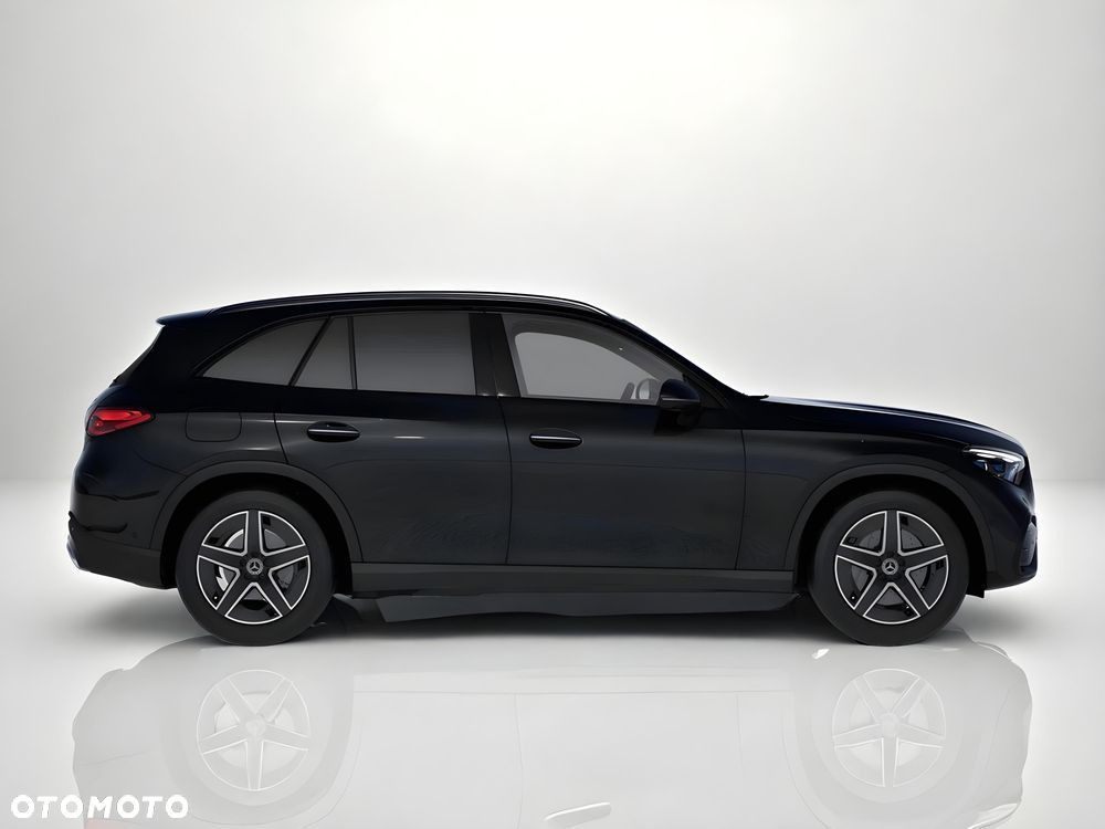 Mercedes-Benz GLC 220 d mHEV 4-Matic AMG Line - 4
