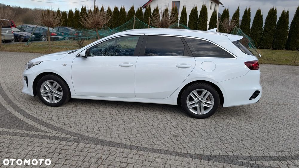 Kia Ceed 1.4 T-GDI OPF Platinum Edition - 28