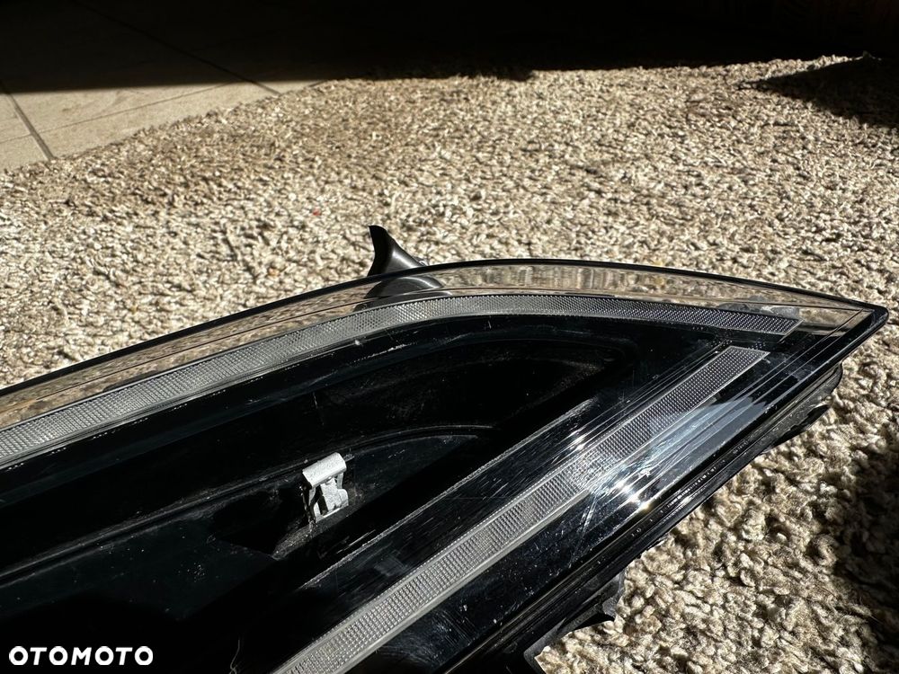 RENAULT MEGANE V 5 E TECH PRAWY HALOGEN LED ŚWIATŁO DZIENNE DRL 266009083R - 13