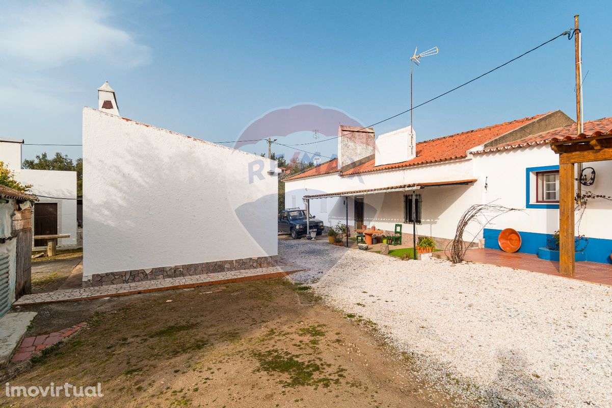 Moradia T2 para venda - Grande imagem: 2/32