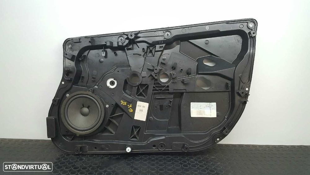 ELEVADOR FRENTE DIREITO FORD FIESTA (CCN) TREND - 1