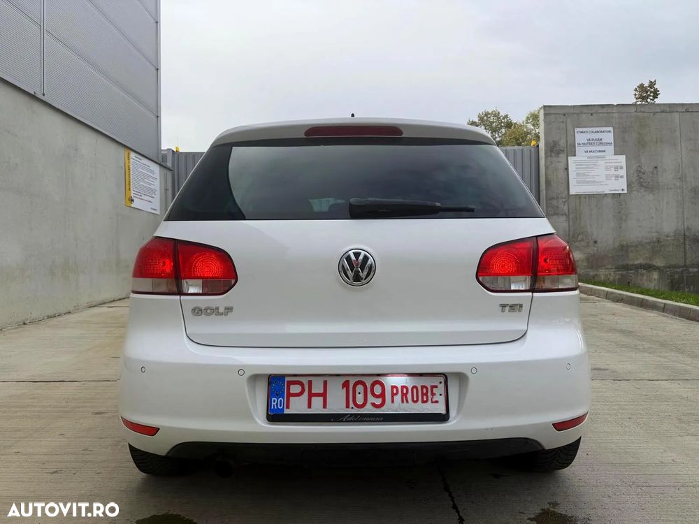 Volkswagen Golf 1.2 TSI BlueMotion Technology Comfortline - 12