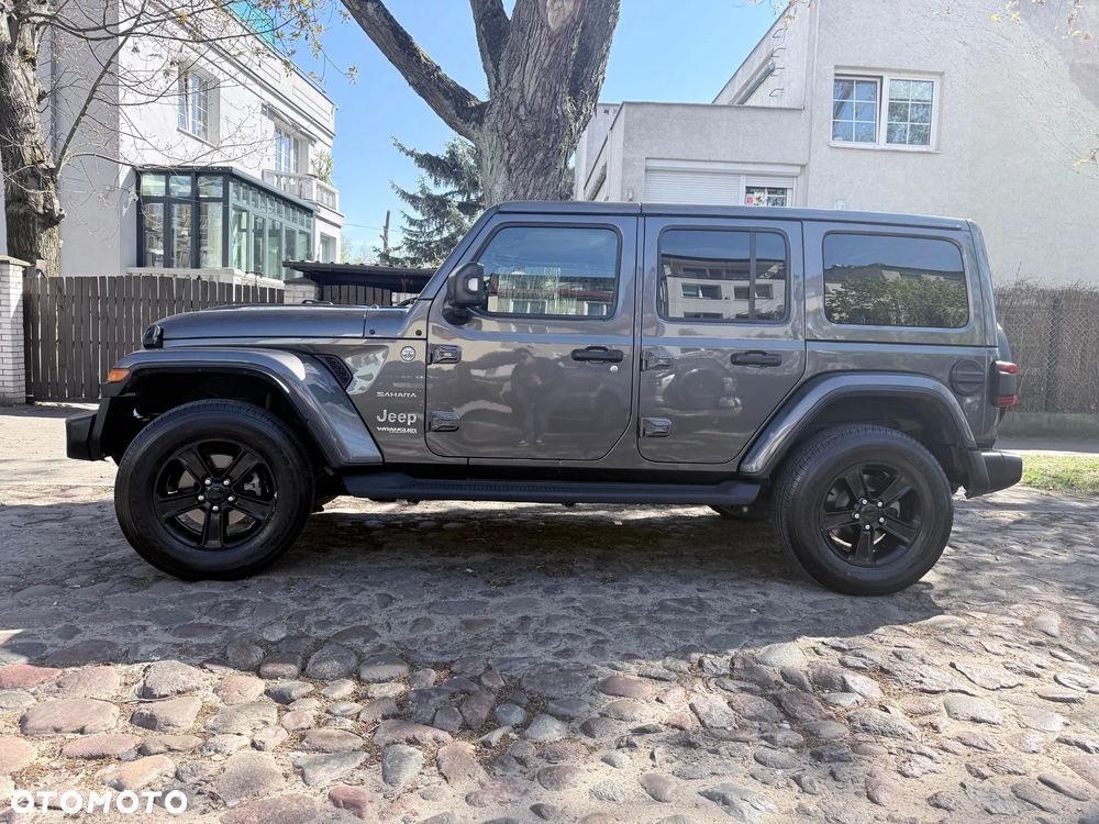 Jeep Wrangler Unlimited GME 2.0 Turbo Sahara - 2