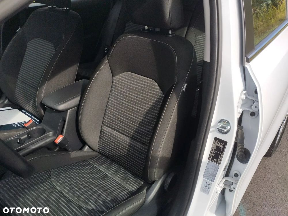 Kia Ceed 1.5 T-GDI M DCT - 13