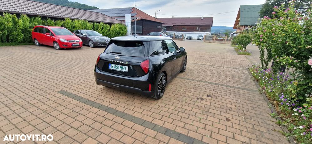 Mini Cooper SE - 15