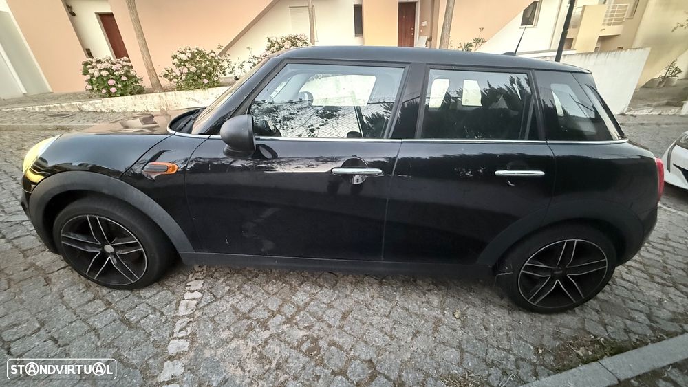 MINI 5 Portas One D - 2
