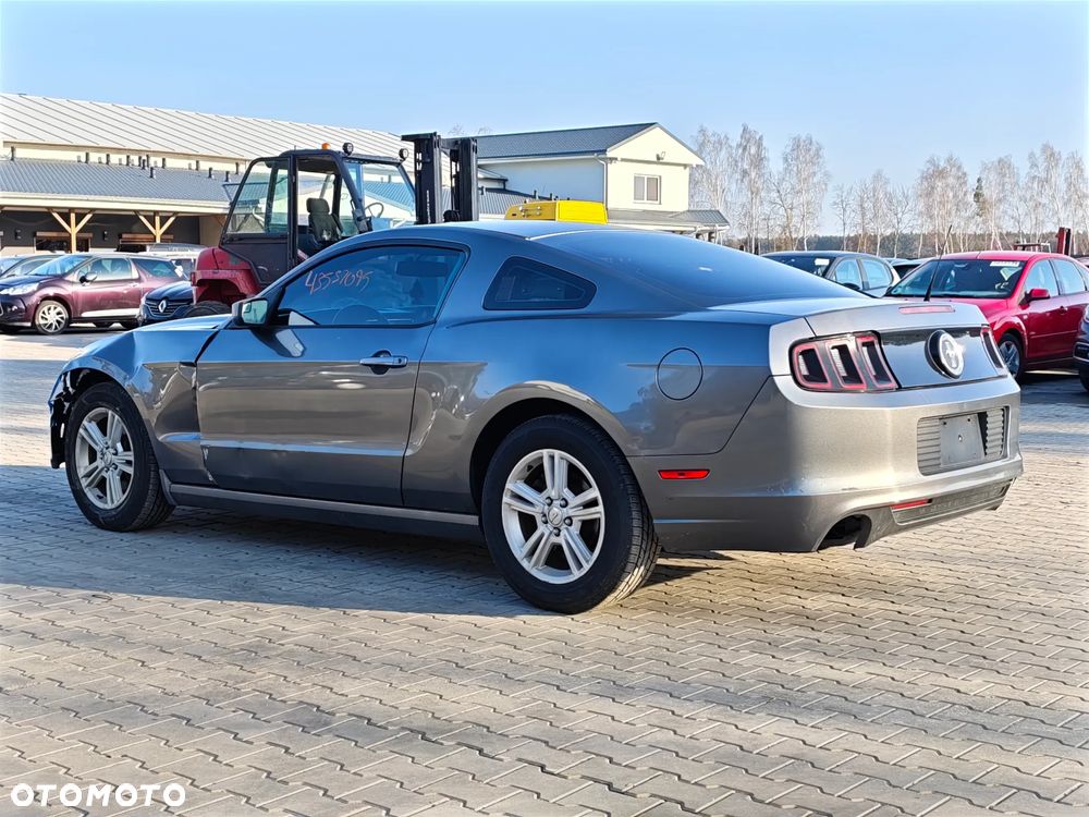 Ford Mustang 3.7 V6 - 3