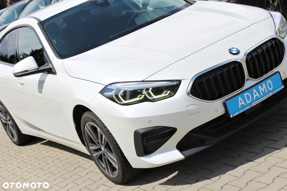 BMW Seria 2 218i - 3