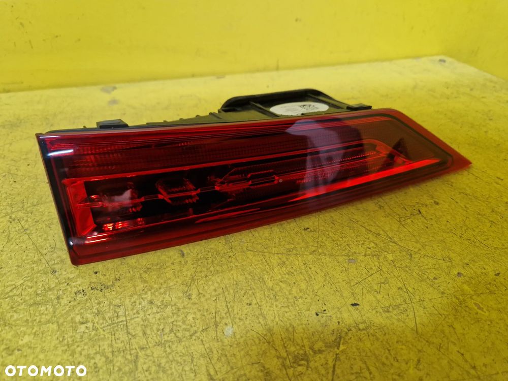 VOLVO XC60 II LAMPA TYŁ W KLAPĘ 31446620 - 2