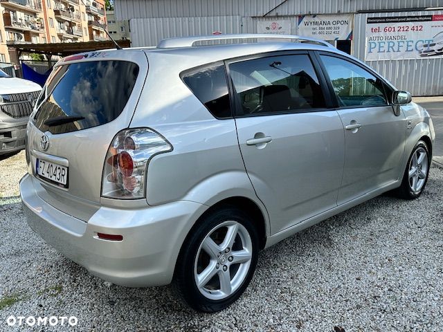 Toyota Corolla Verso 2.2 D-CAT Executive - 5