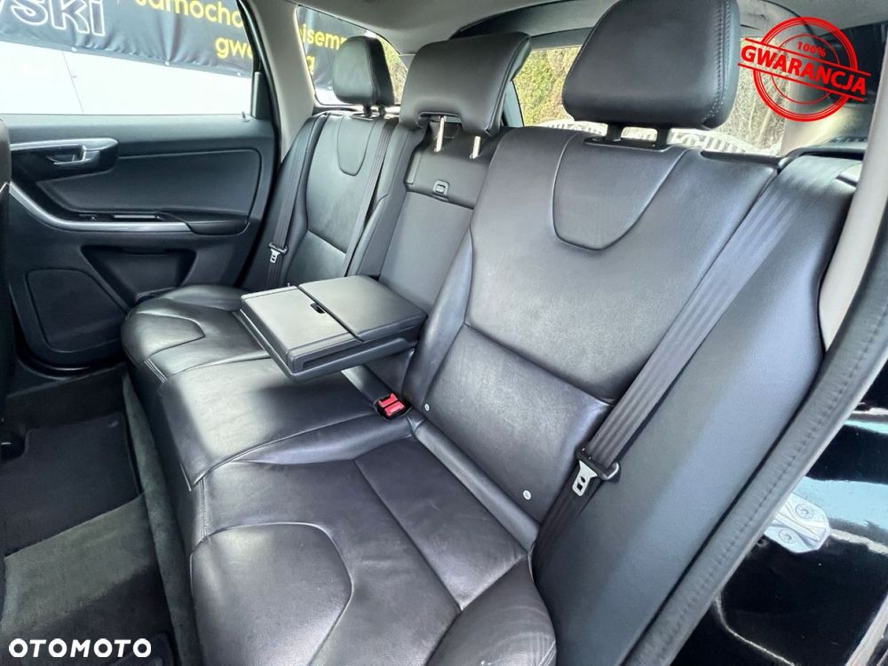 Volvo XC 60 D5 AWD R-Design Summum - 20