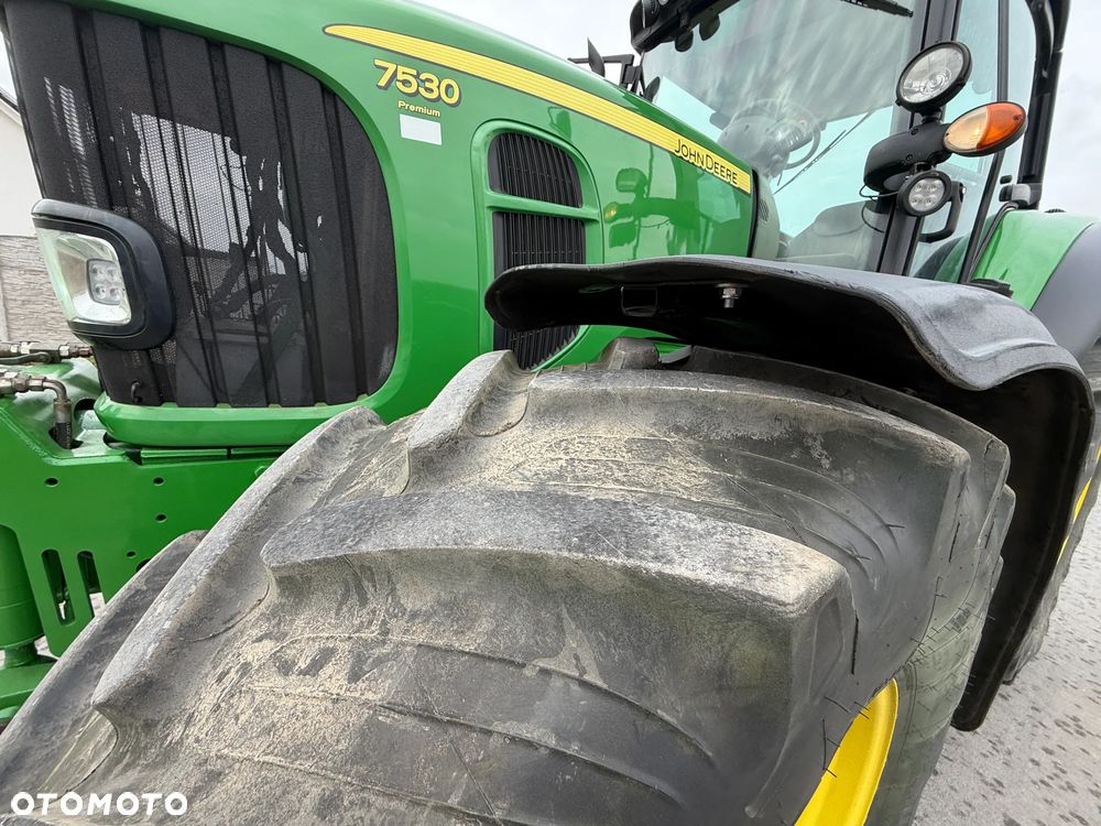 John Deere 7530 - 19