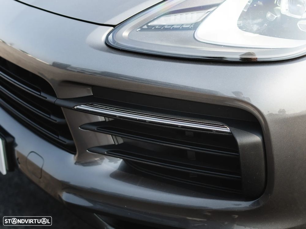 Porsche Cayenne Coupé E-Hybrid - 31