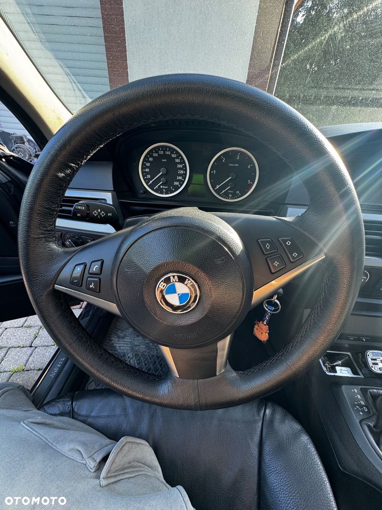 BMW Seria 5 - 15