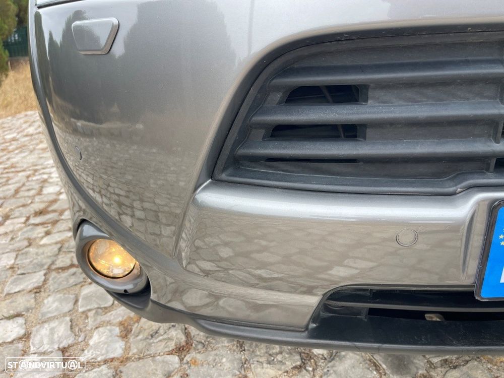 Mitsubishi Outlander 2.2 DI-D Instyle - 17