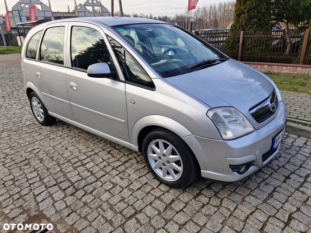 Opel Meriva 1.6 16V Cosmo - 4
