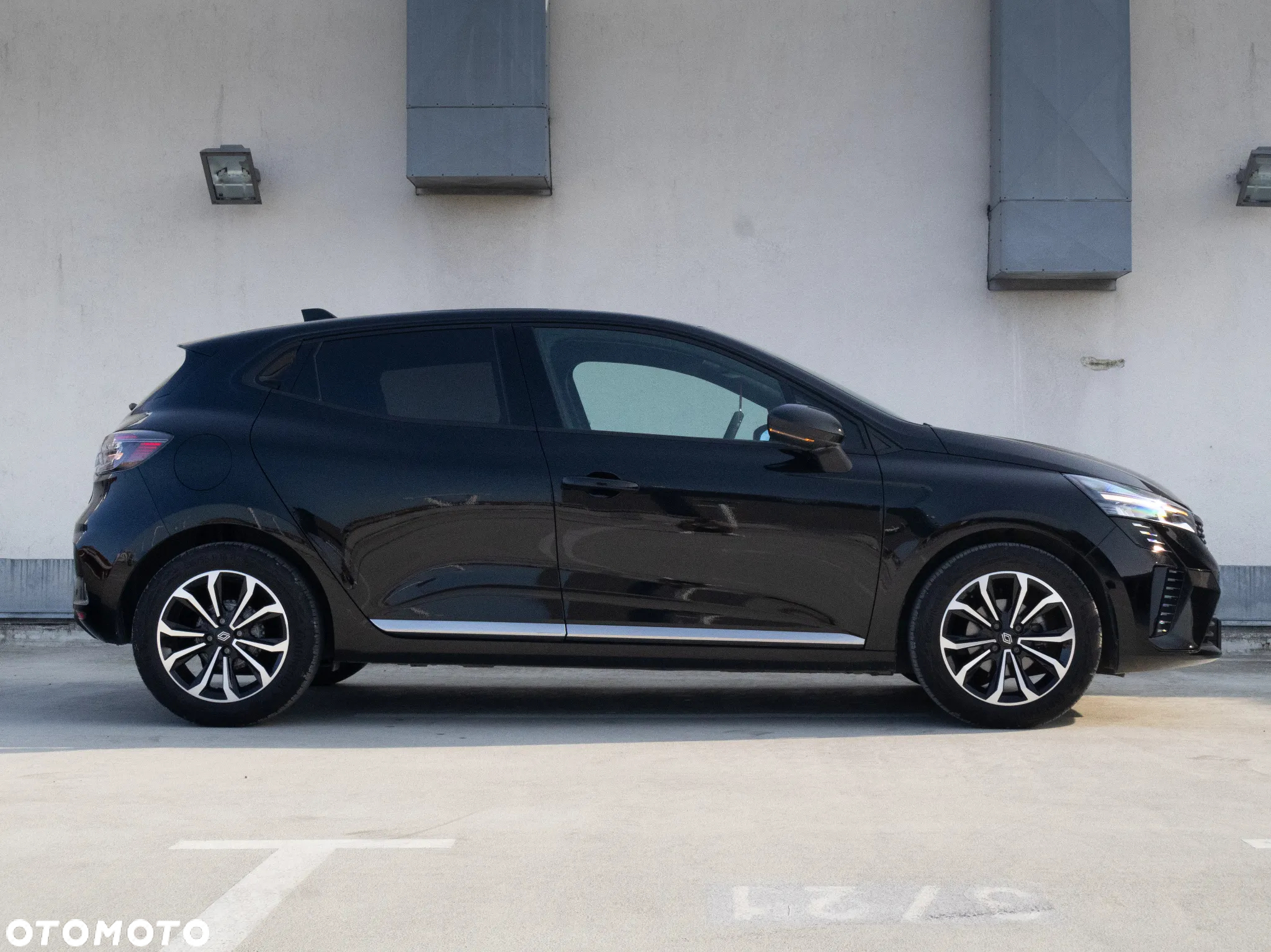 Renault Clio - 16