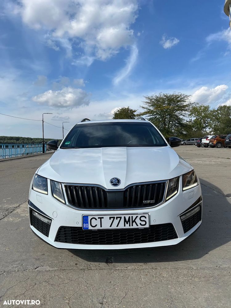 Skoda Octavia 2.0 TDI DSG RS - 5
