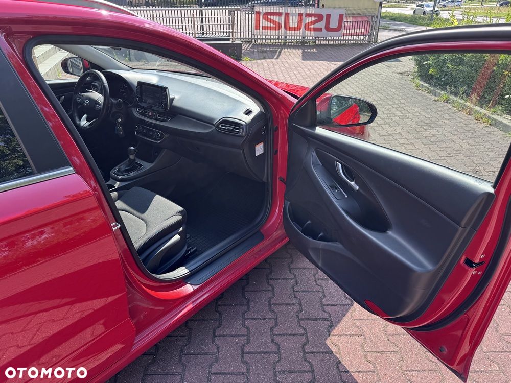 Hyundai i30 1.5 T-GDI 48V Comfort DCT - 18
