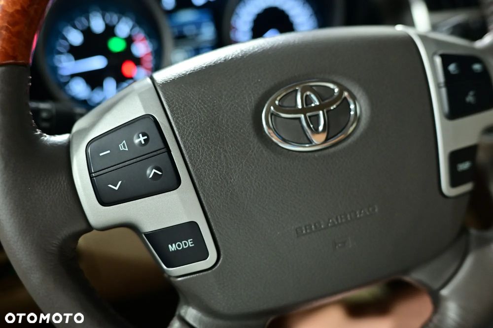 Toyota Land Cruiser LC 4.5 D-4D Prestige Executive 7os - 23
