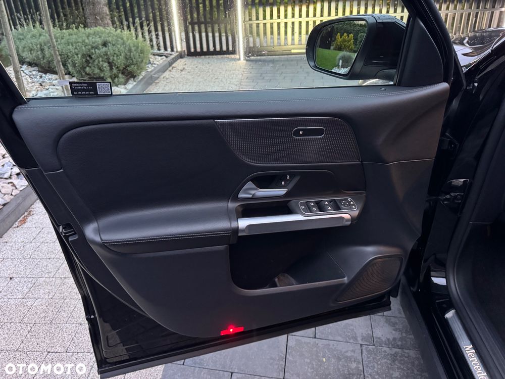 Mercedes-Benz GLB 250 4-Matic Progressive 8G-DCT - 11