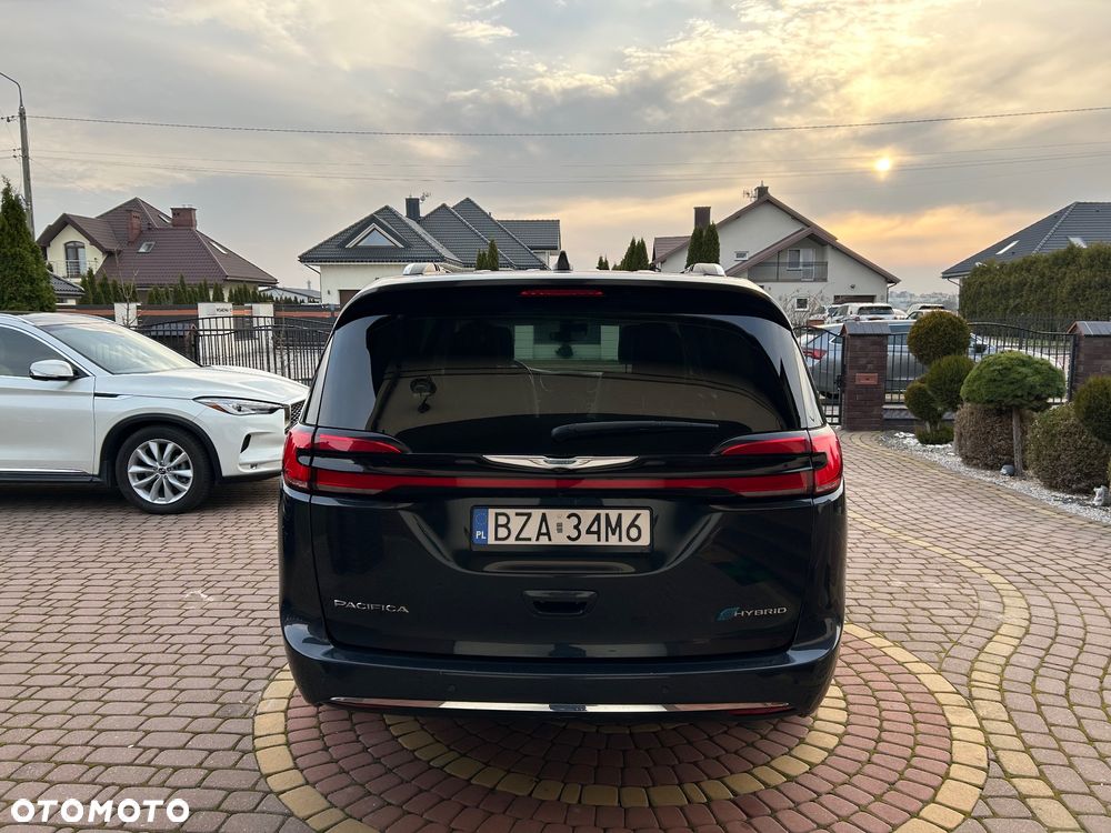 Chrysler Pacifica - 9