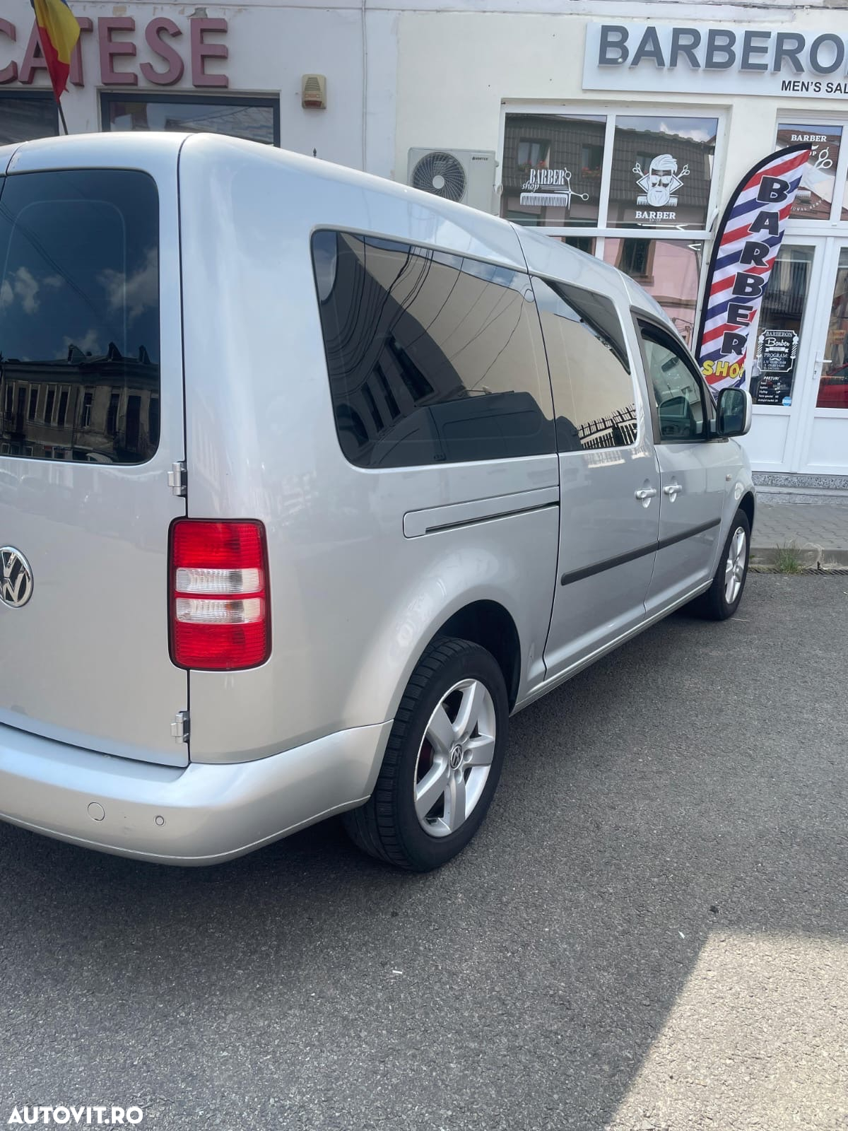 Volkswagen Caddy Maxi 2.0 TDI Comfortline - 2