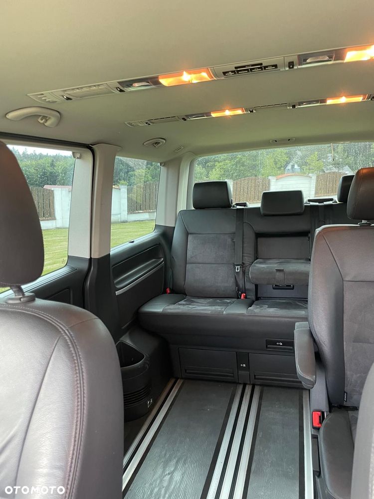 Volkswagen Multivan - 9