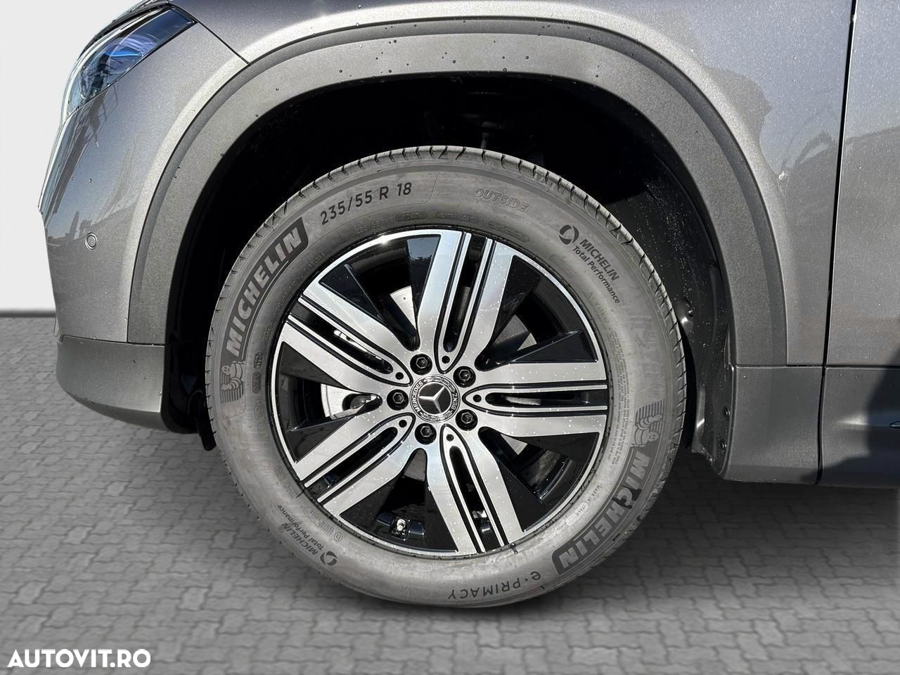 Mercedes-Benz EQB 300 4MATIC - 5