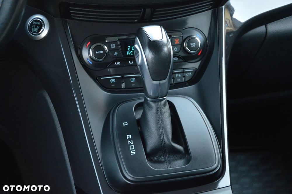 Ford Kuga - 27