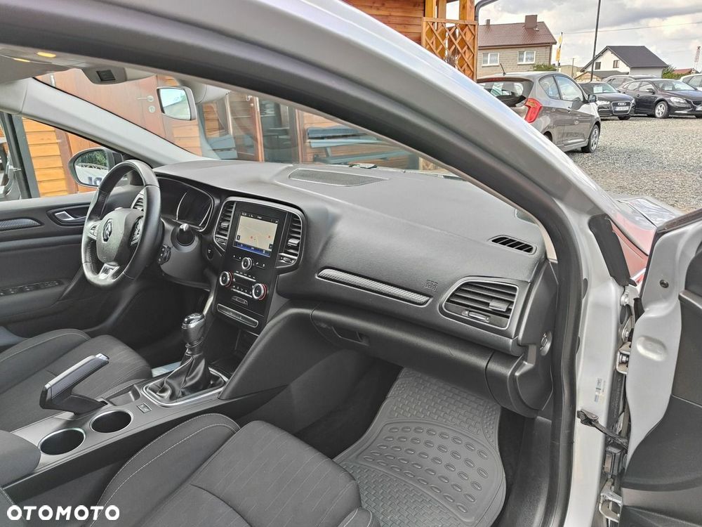 Renault Megane ENERGY TCe 130 LIMITED - 21
