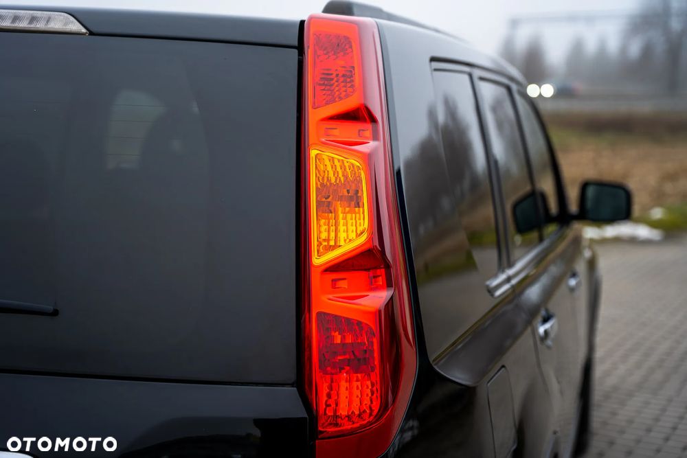 Nissan X-Trail 2.0 dCi 4x4 DPF Platinum - 12