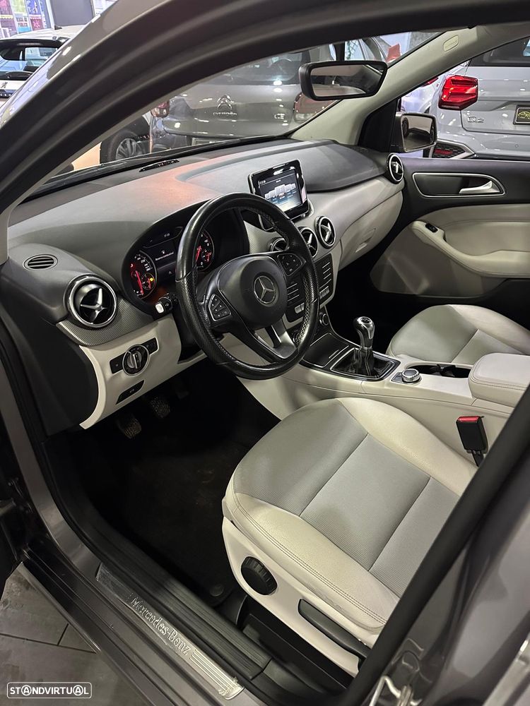 Mercedes-Benz B 180 CDi Style - 12