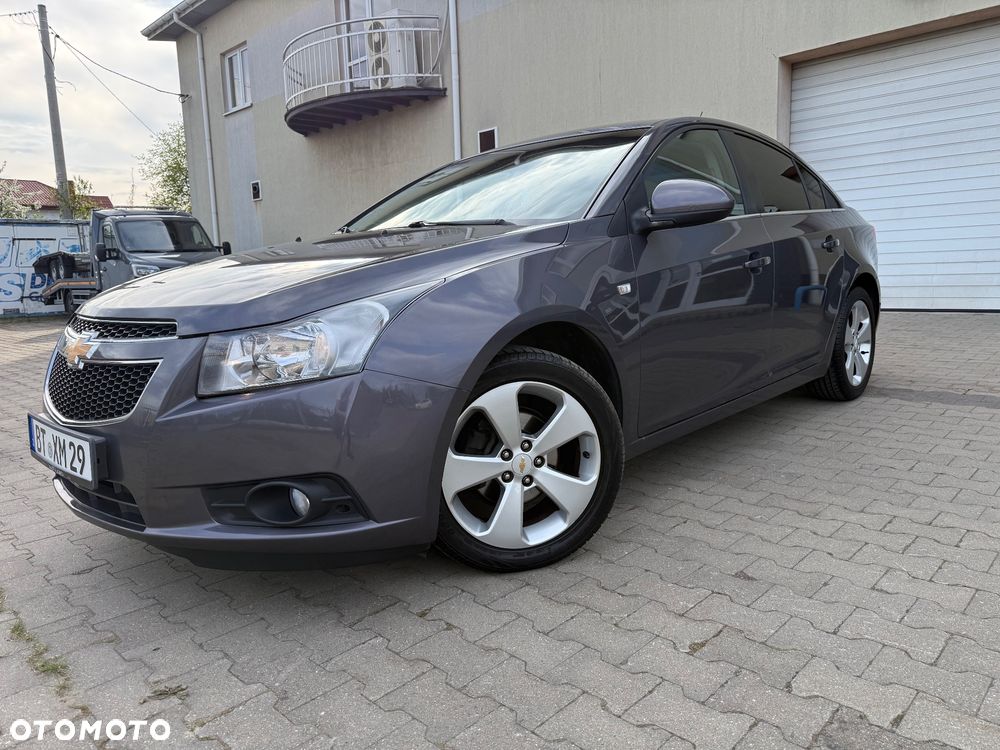 Chevrolet Cruze 1.8 LTZ - 1