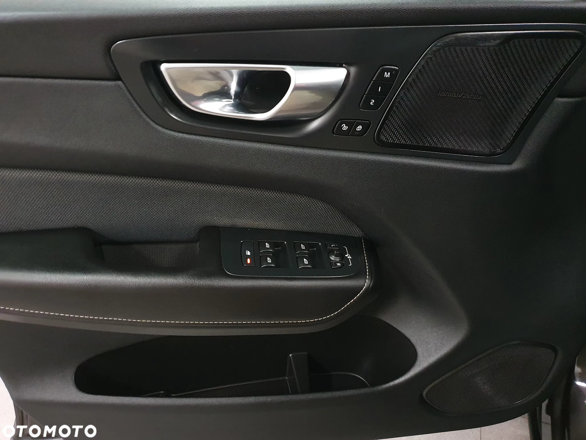 Volvo XC 60 B5 D AWD Geartronic RDesign - 23